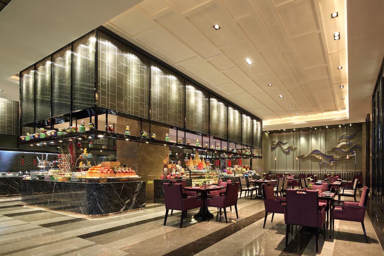Wanda Realm Liuzhou Hotel Exterior photo